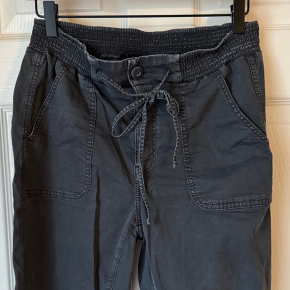 American Eagle Outfitters Charcoal Joggers - Picture 3 of 9